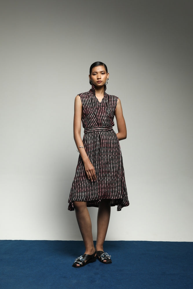 [Pre - Order] PURANA SLEEVELESS MIDI DRESS TROPIPELAGO SEMPOA BATIK - BLACK