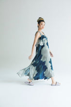 PURANA WHINA DRESS