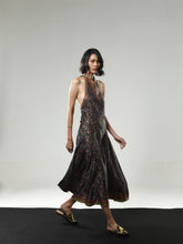 REGAL BLOOM BACKLESS DRESS PUSPA JACQUARD EMERALD