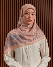 PURANA GARDENIA SQUARE SCARF - APRICOT