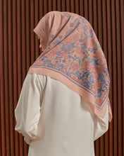 PURANA GARDENIA SQUARE SCARF - APRICOT