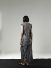 REGAL BLOOM LONG VEST PARANG TARTAN TEAL