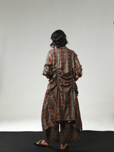 REGAL BLOOM MAXI OUTERWEAR PARANG TARTAN BROWN
