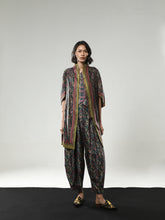 REGAL BLOOM OUTERWEAR PUSPA JACQUARD EMERALD