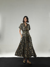 (PRE ORDER) REGAL BLOOM WRAP DRESS MERPATI JACQUARD BLACK