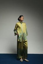 [Pre - Order] PURANA REGULAR PANTS TROPIPELAGO BIRDS - OLIVE